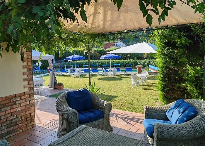 Villa Con Piscina Tra Versilia E Cinque Terre