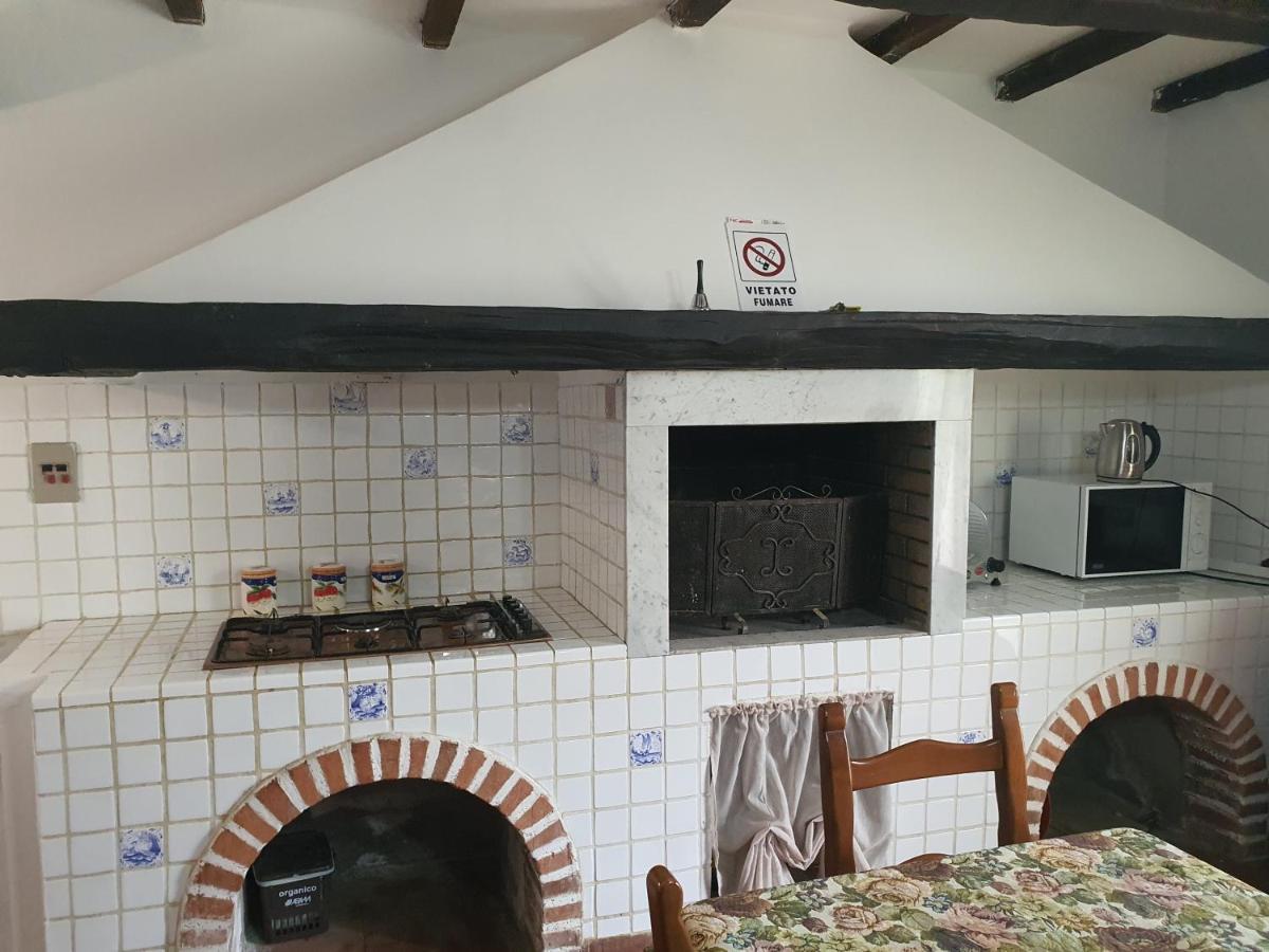 Villa Con Piscina Tra Versilia E Cinque Terre Luni