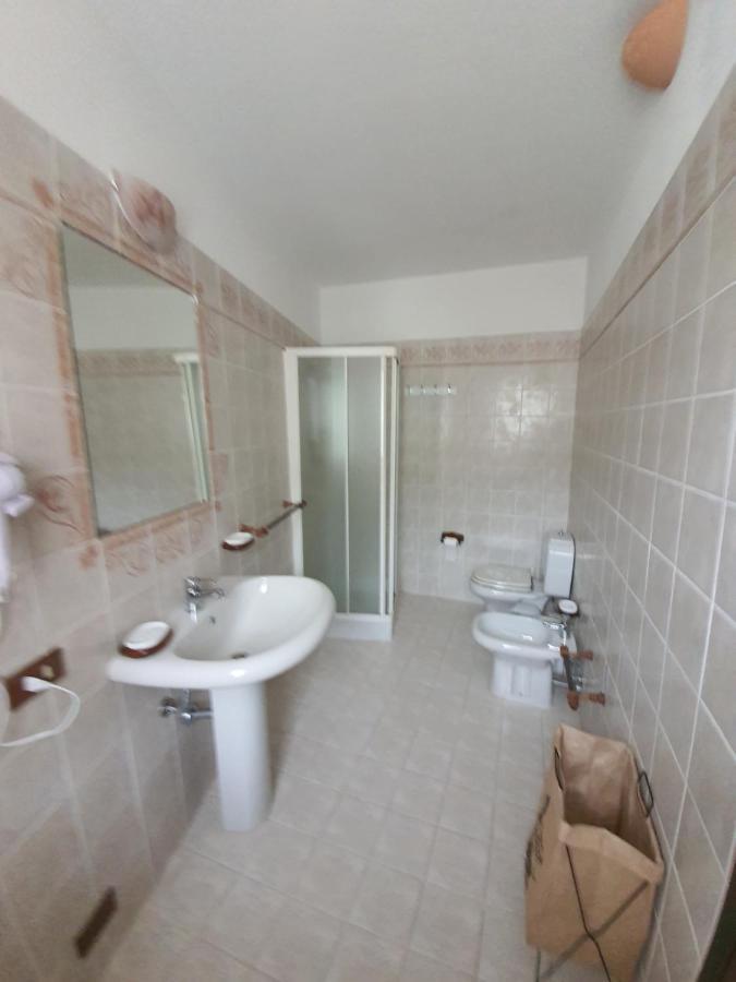 Con Piscina Tra Versilia E Cinque Terre Luni